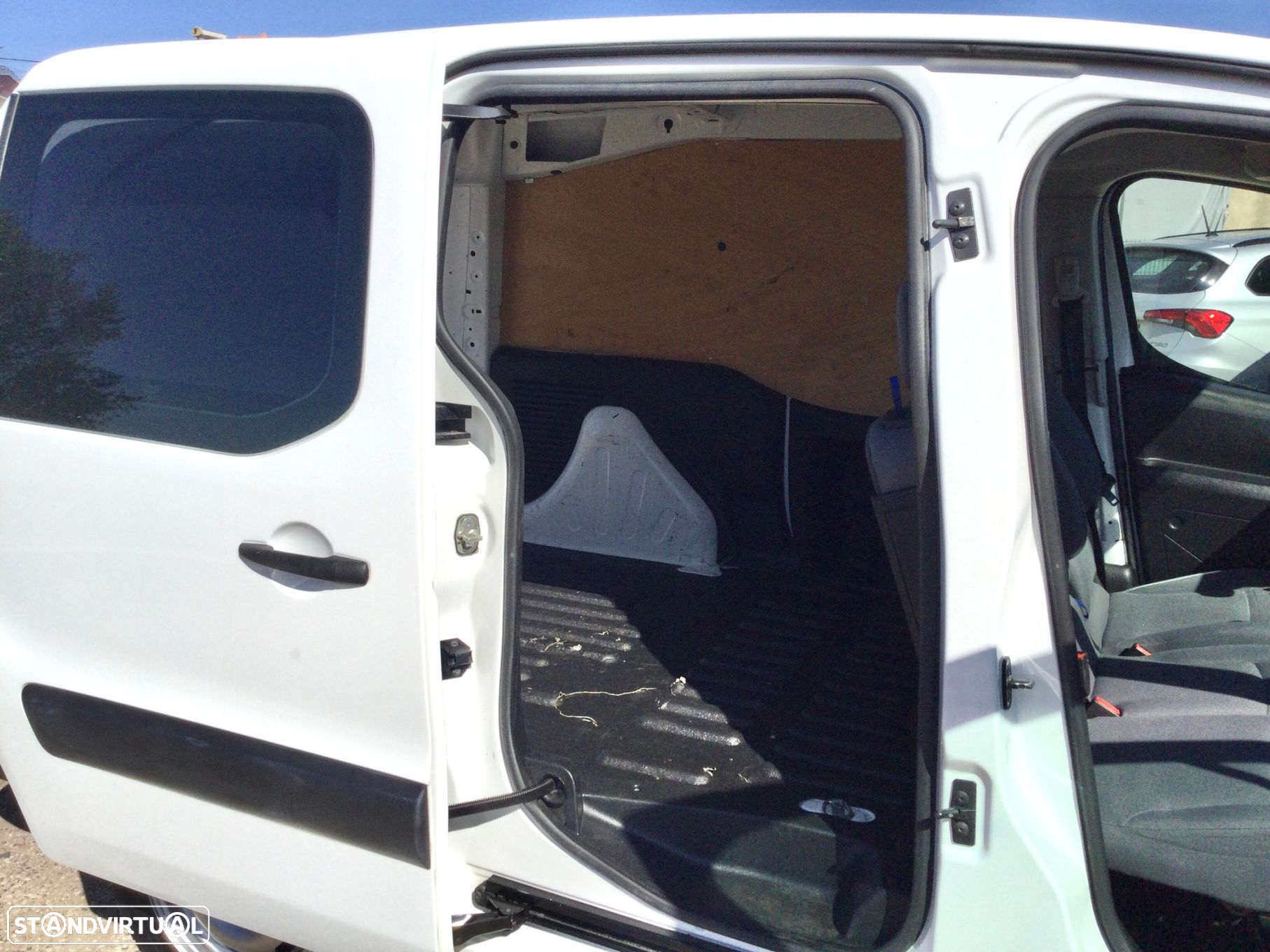 Citroën Berlingo 1.6 BlueHDi L2 3L - 8
