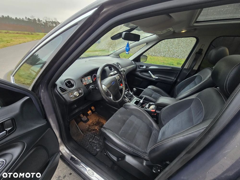 Ford S-Max 2.0 TDCi Titanium - 13