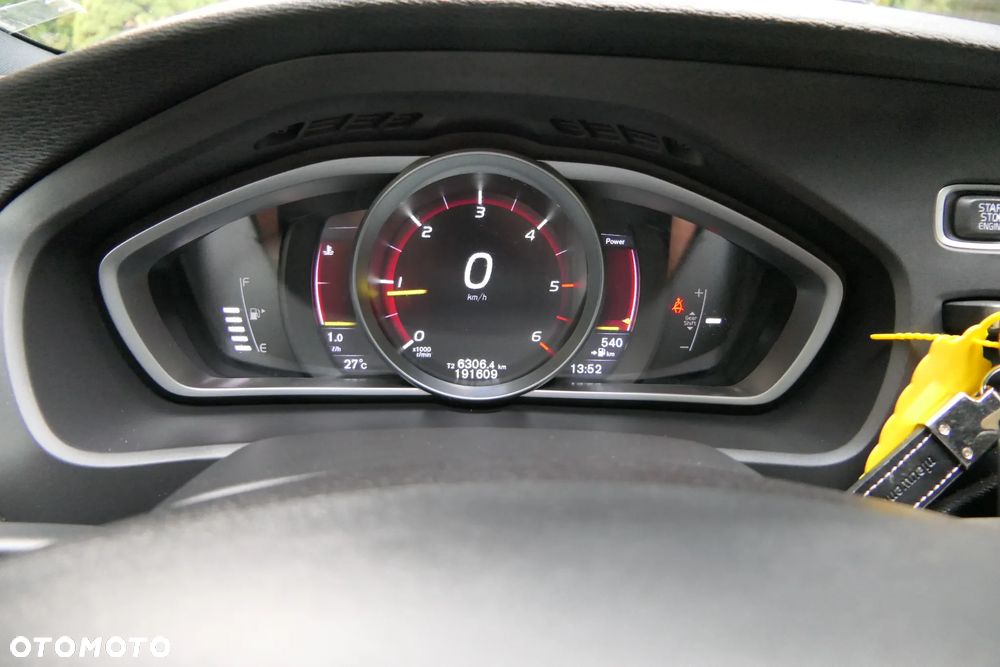 Volvo V40 D2 RDesign - 19