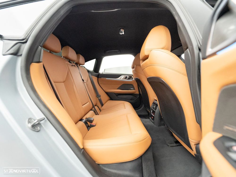BMW i4 - 54