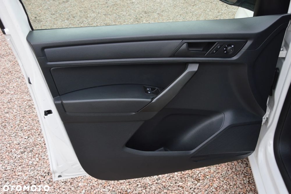 Volkswagen Caddy - 23