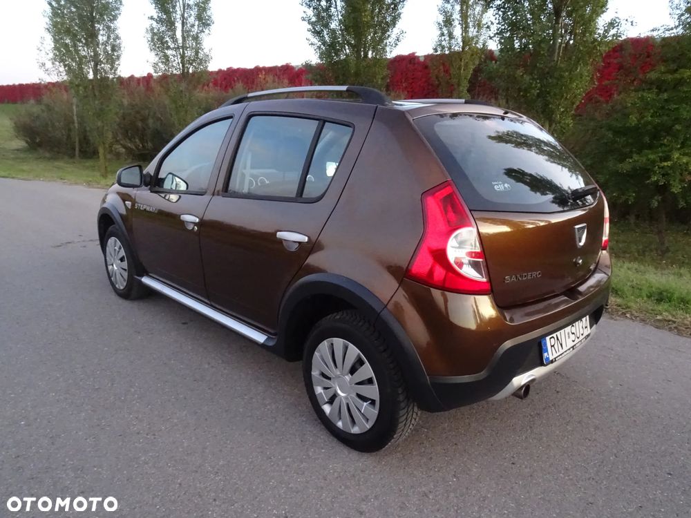 Dacia Sandero 2012 photo 4