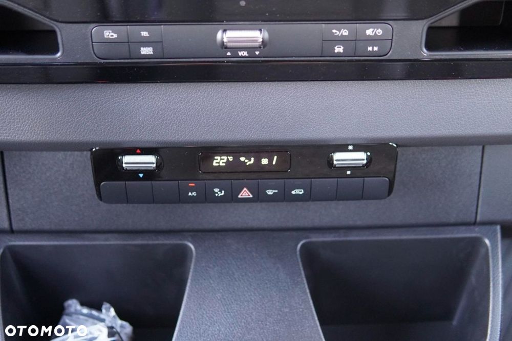 Mercedes-Benz Sprinter - 15