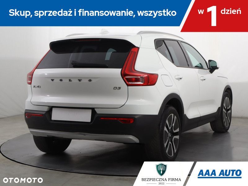 Volvo XC 40 - 7