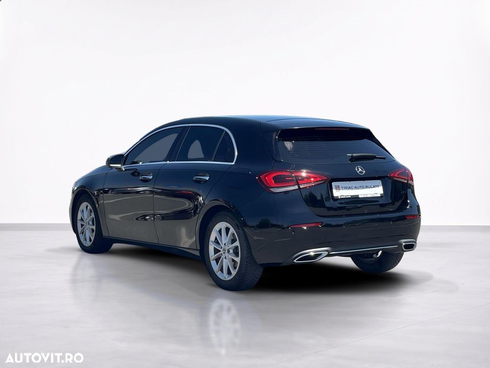 Mercedes-Benz A 200 Sedan 7G-DCT Progressive - 4