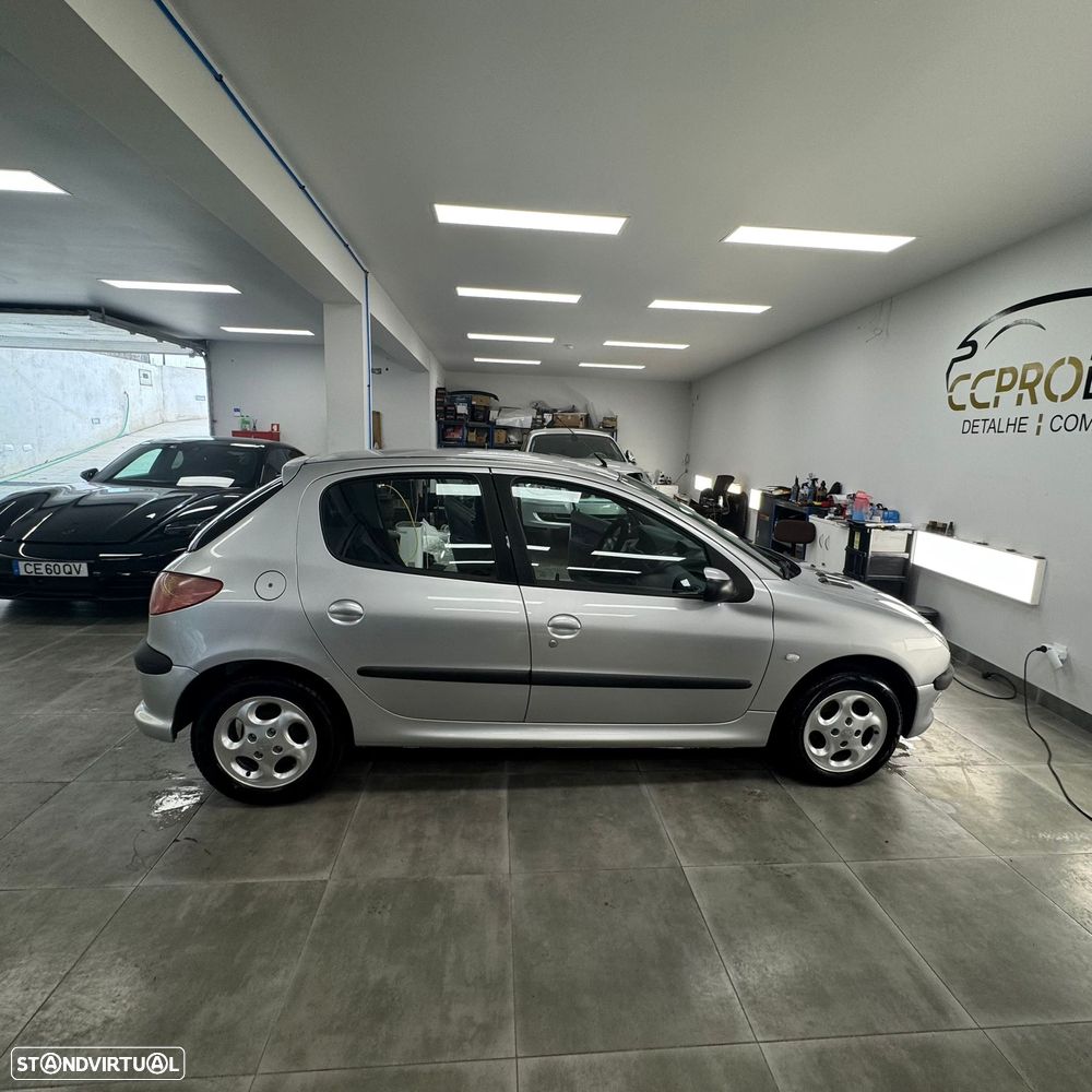 Peugeot 206 1.1 Black & Silver - 3