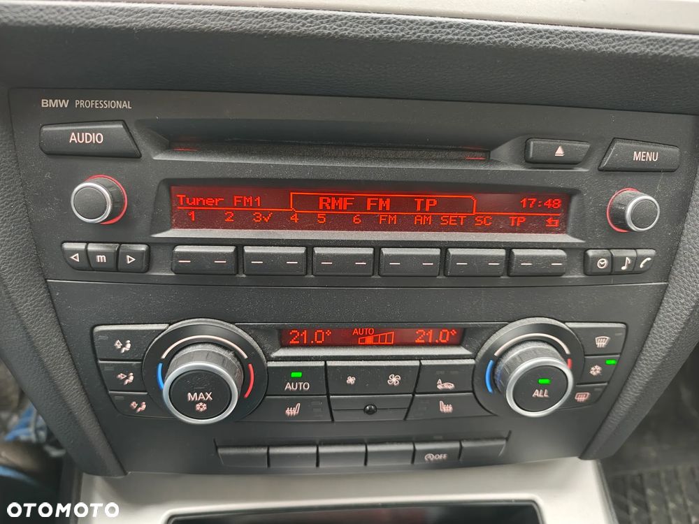 BMW Seria 3 318d - 15