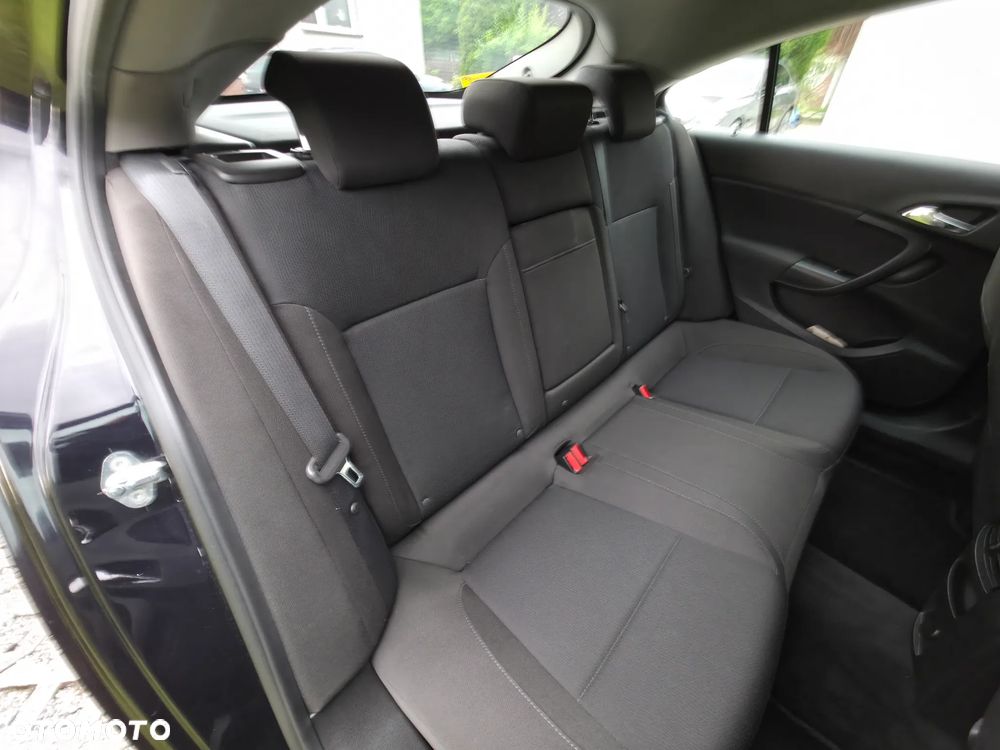 Opel Insignia 1.8 Cosmo - 22