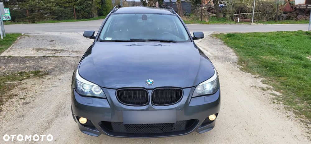BMW Seria 5 525d - 2