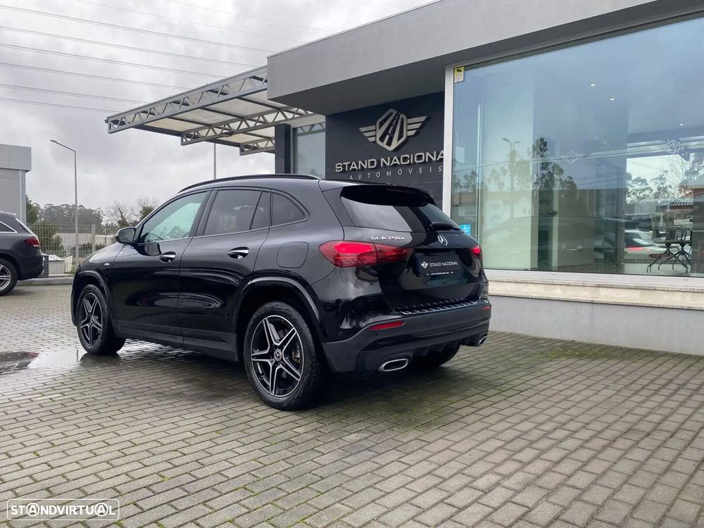 Mercedes-Benz GLA 250 e AMG Line - 10