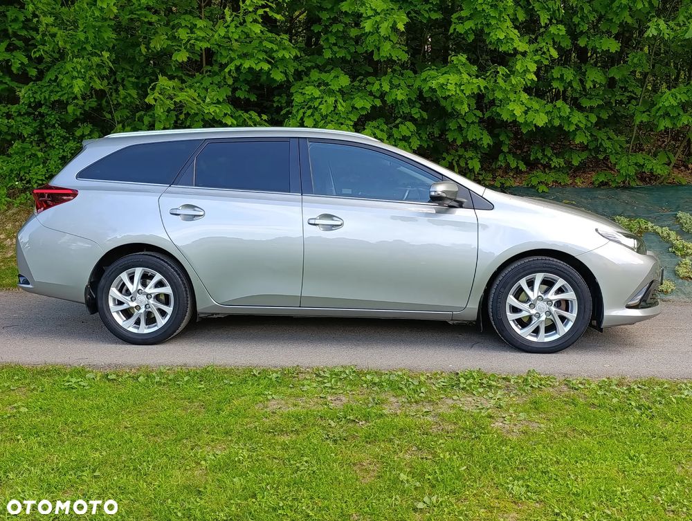 Toyota Auris 1.6 Comfort - 12