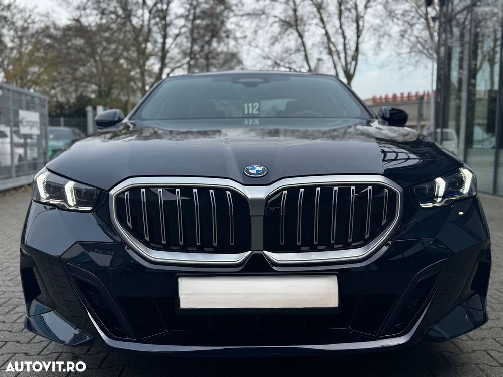 BMW Seria 5 550e xDrive Aut. - 4