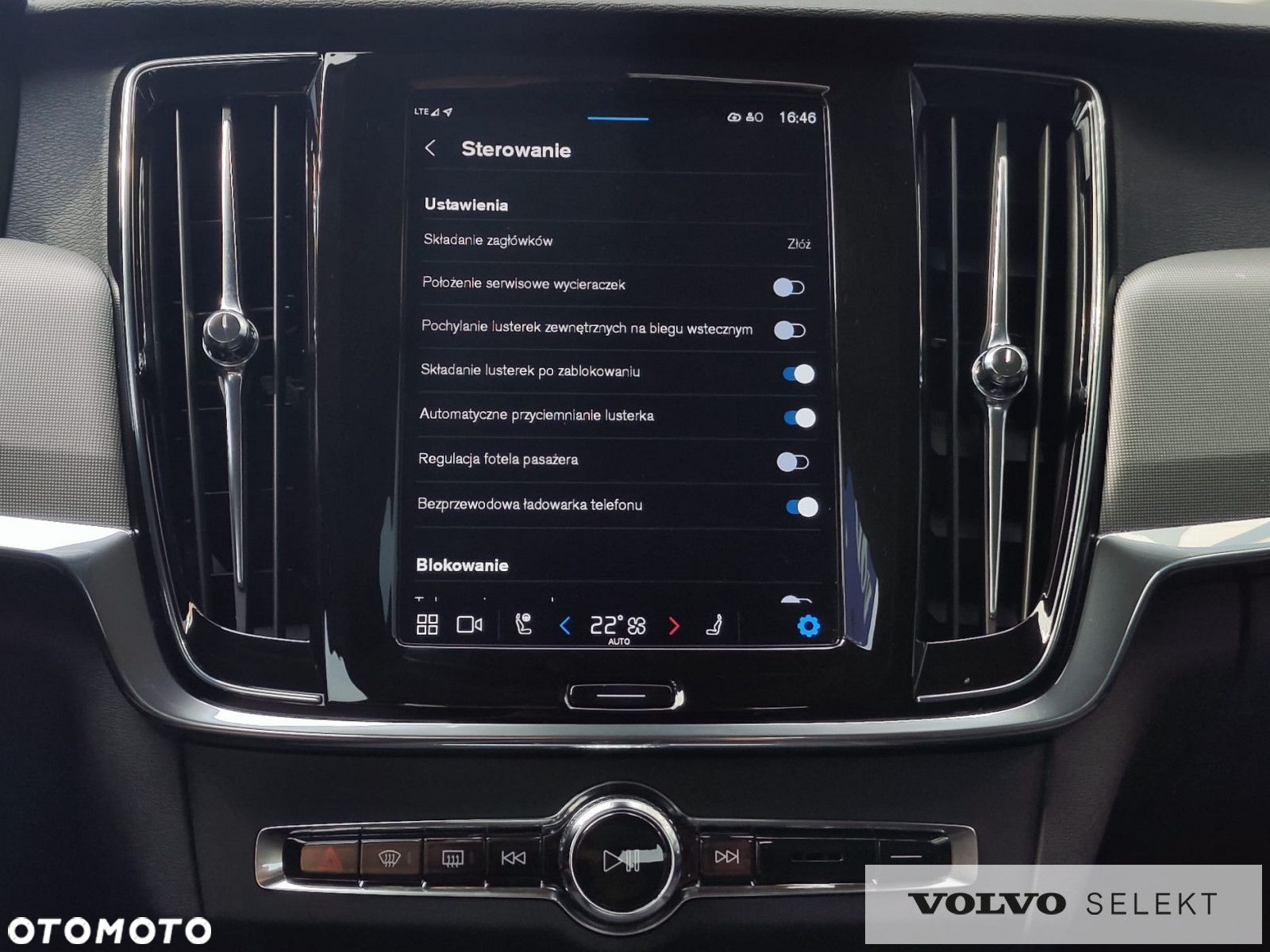 Volvo V90 Cross Country - 25
