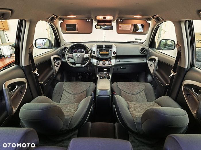 Toyota RAV4 - 41