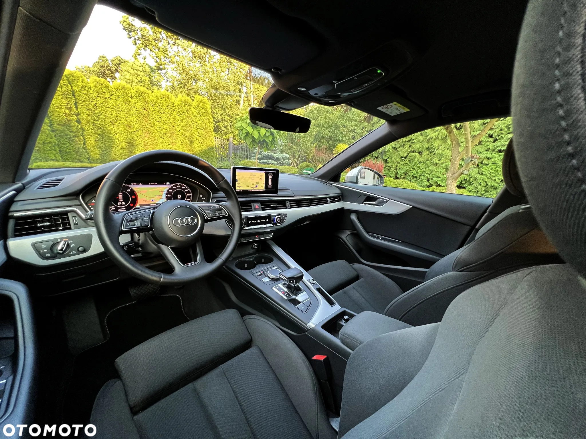 Audi A4 Avant 2.0 TDI ultra S tronic sport - 24