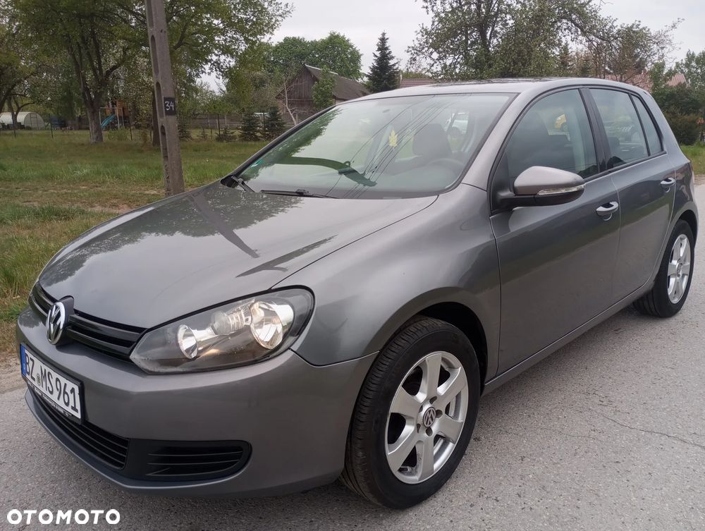 Volkswagen Golf - 11