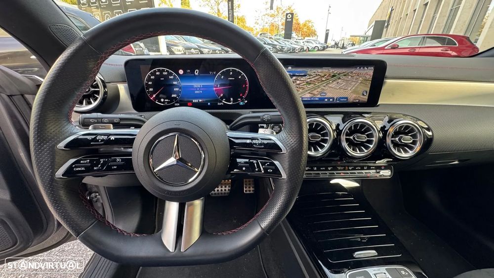 Mercedes-Benz CLA 180 d Shooting Brake AMG Line Aut. - 3