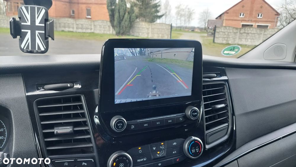 Ford Tourneo Custom - 7