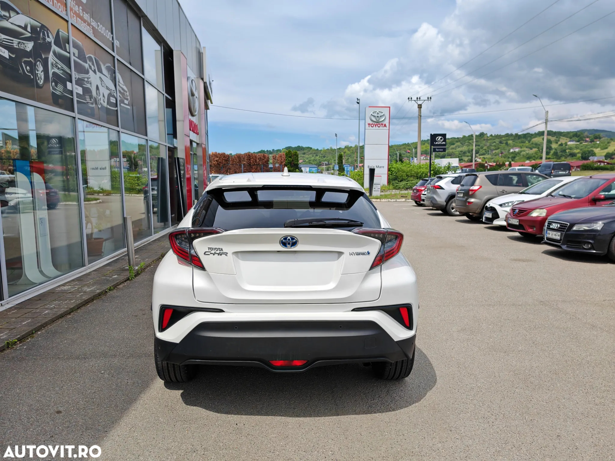 Toyota C-HR 1.8 HSD 4x2 CVT C-lassy LED - 9