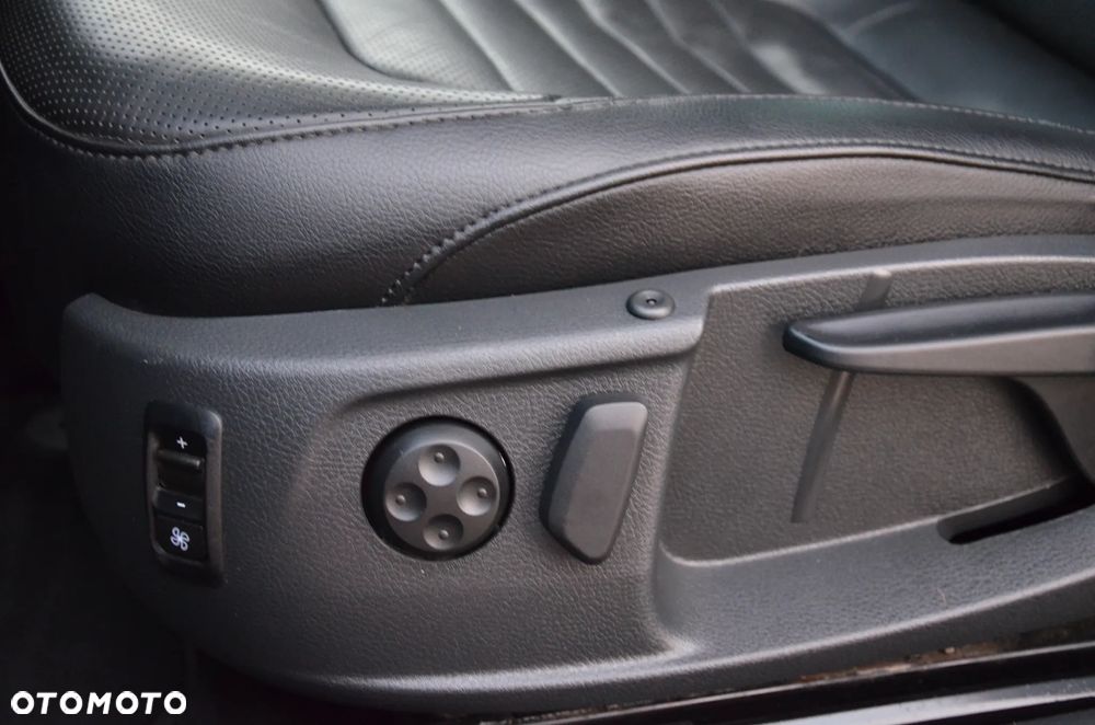 Volkswagen Passat 1.8 TSI DSG Highline - 12