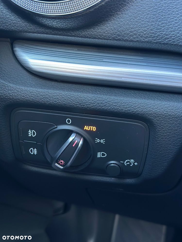 Audi A3 Sportback 2.0 TDI Ambition - 13