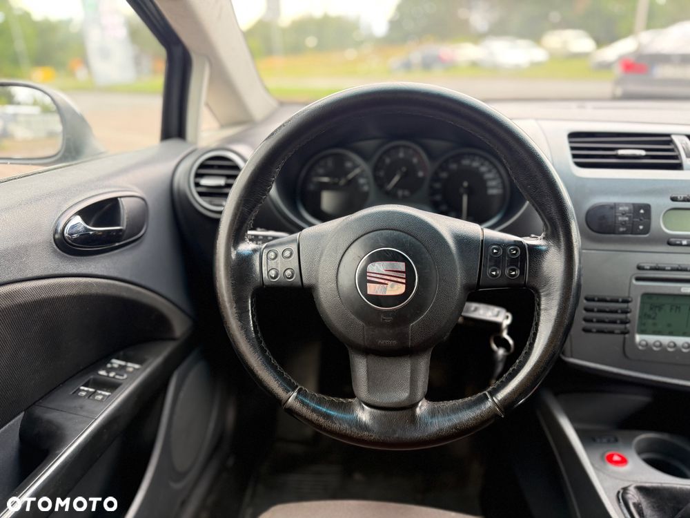 Seat Leon 2.0 TDI DPF Style - 26