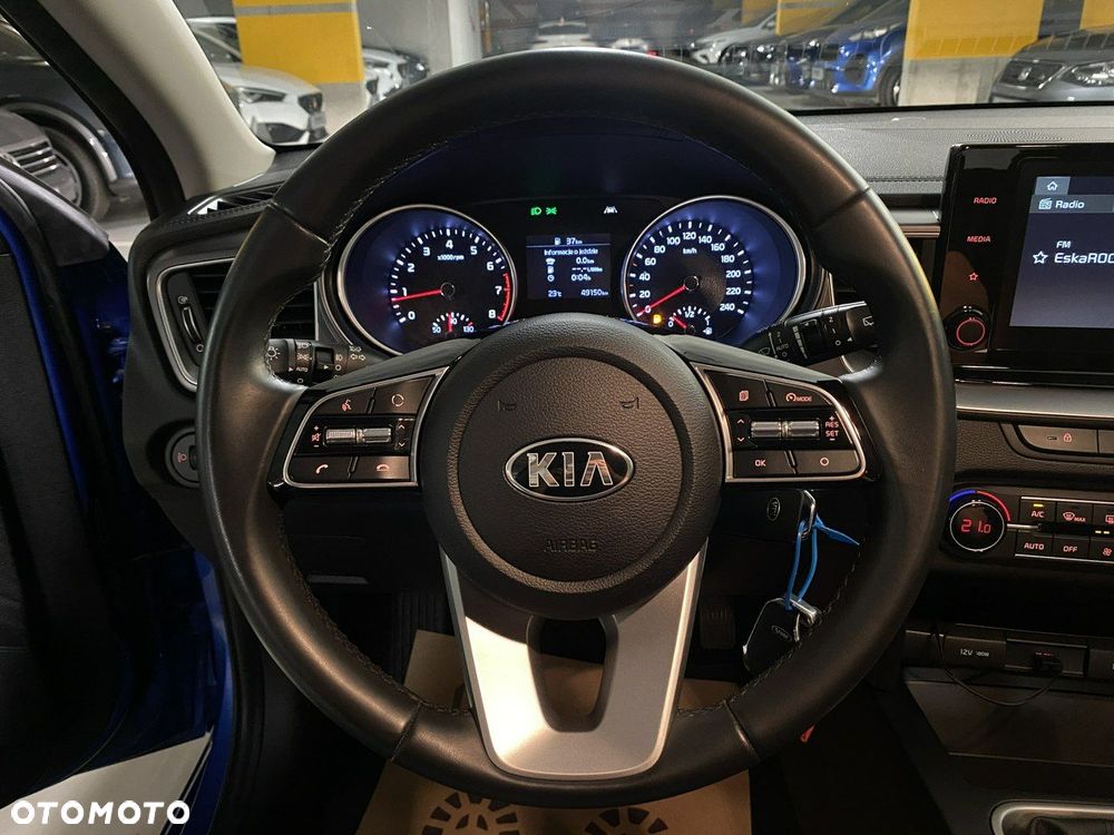 Kia Ceed - 16