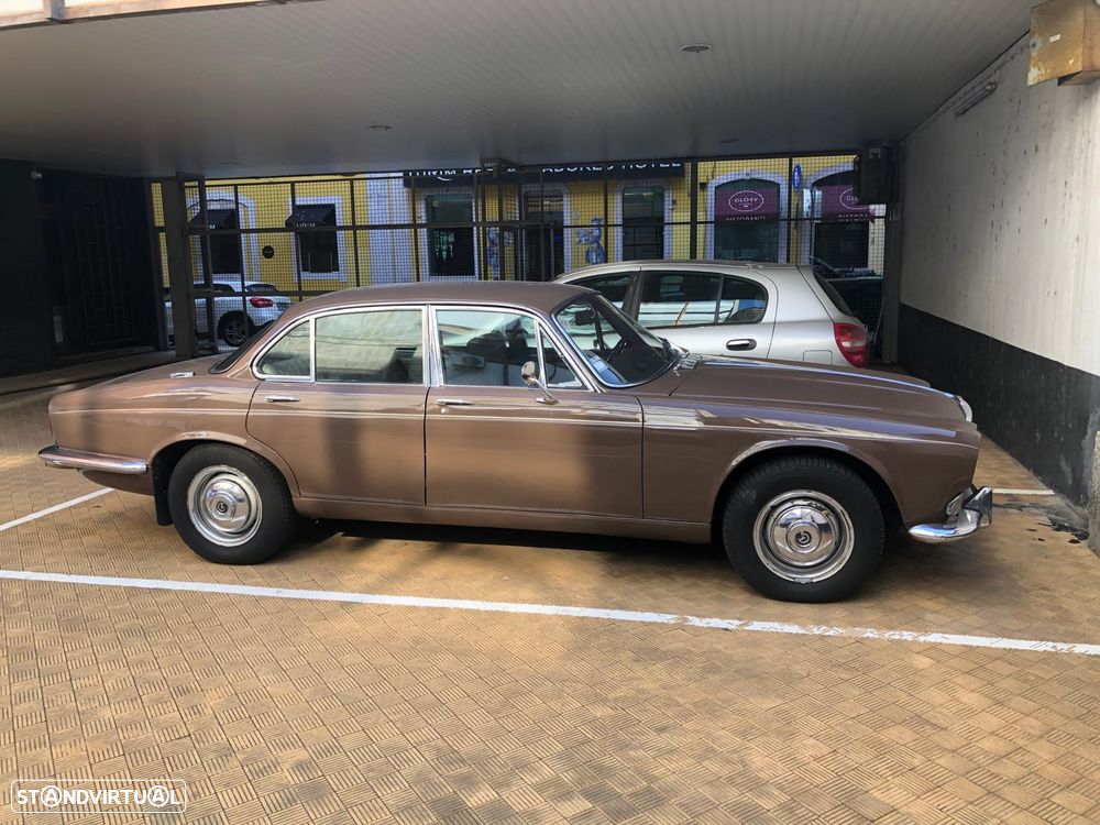 Daimler Sovereign - 2