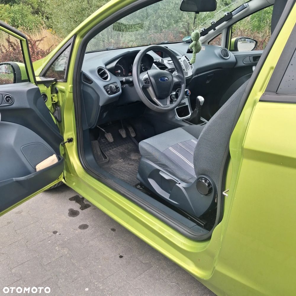 Ford Fiesta 1.25 Champions Edition - 5