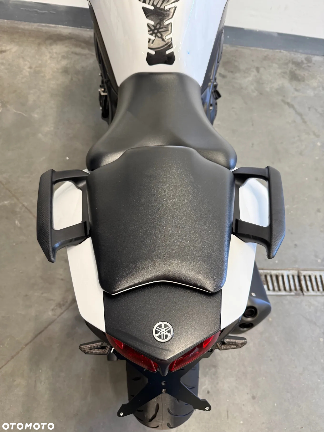 Yamaha FZ8 - 39