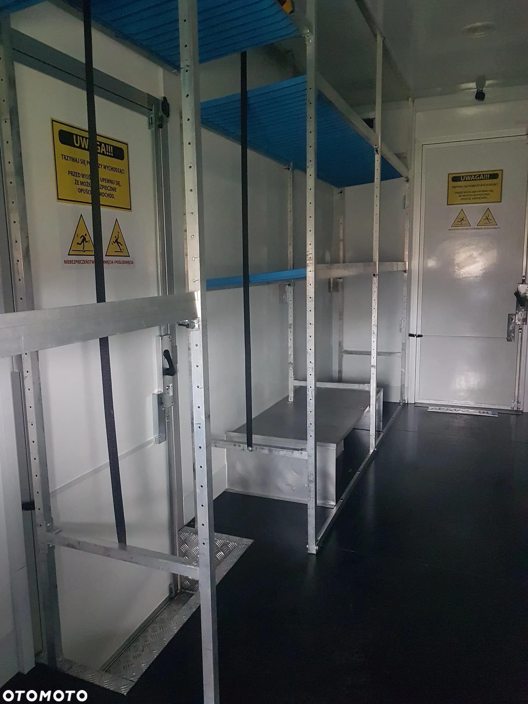 Iveco DAILY KONTENER NISKOPODŁOGOWY 4,43x2,23x2,42 SKLEP BAR FOODTRUCK KAMPER KLIMA - 32