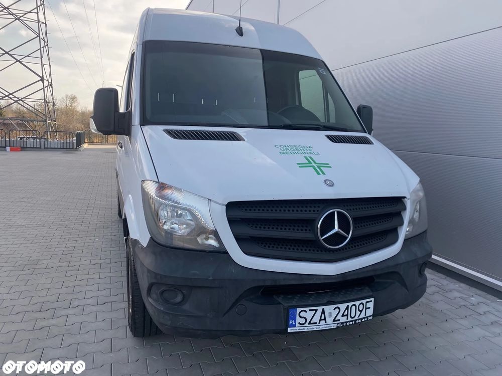 Mercedes-Benz Sprinter - 38