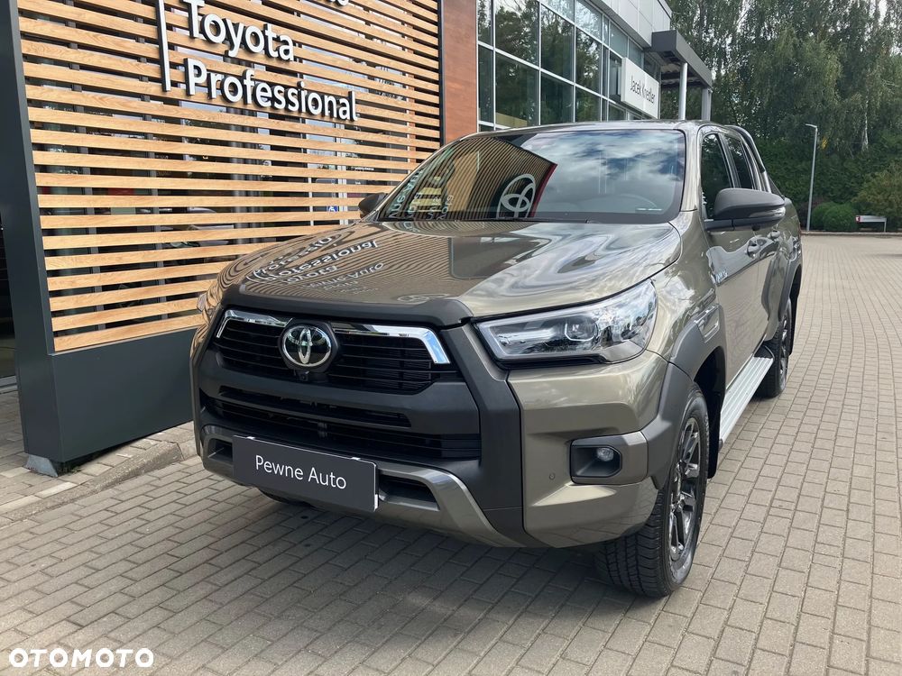 Toyota Hilux 2.8 D-4D mHEV Double Cab Invincible 4x4 - 1