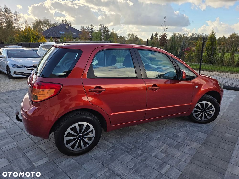 Suzuki SX4 1.9 DDiS DPF Streetline 4x2 Club - 8