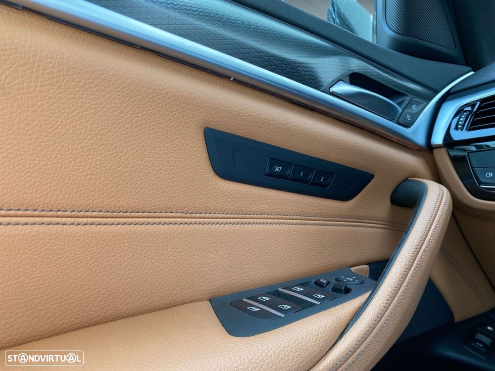 BMW 530 e Pack Desportivo M - 20