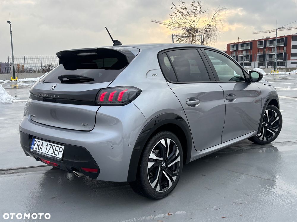 Peugeot 208 PureTech 100 EAT8 GT Pack - 4