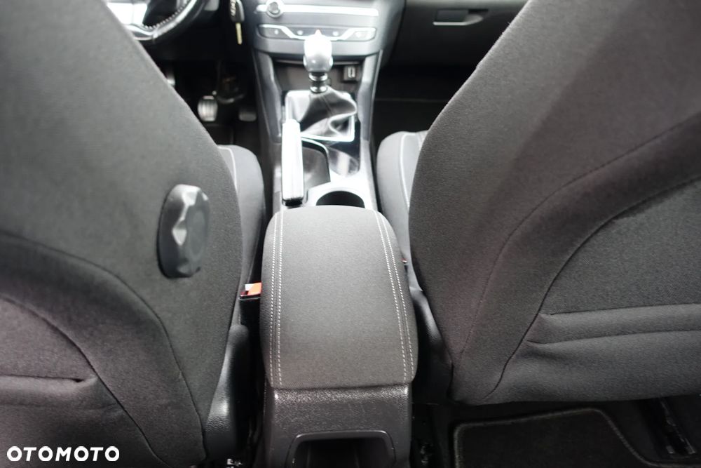 Peugeot 308 1.5 BlueHDi Active S&S - 38