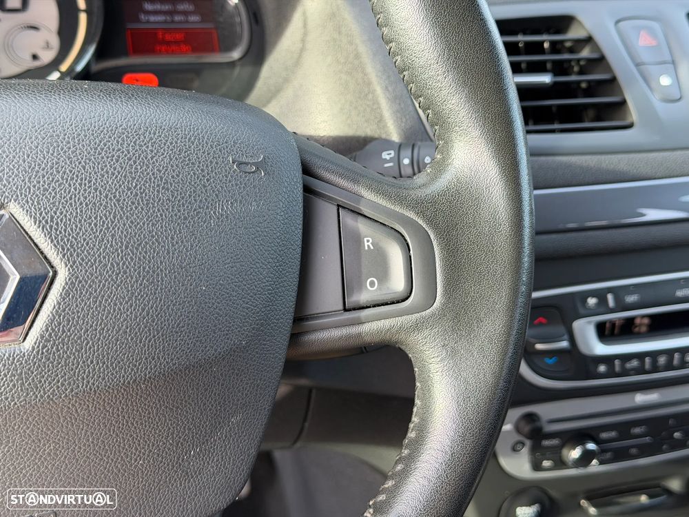 Renault Mégane Sport Tourer dCi 110 FAP EDC LIMITED - 22