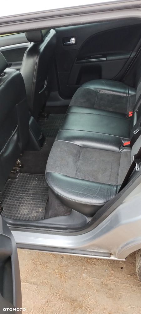 Ford Mondeo 2.0 TDCi Ambiente - 18