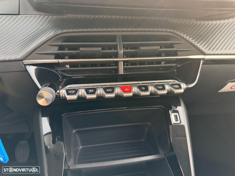 Peugeot 208 1.2 PureTech Active - 18