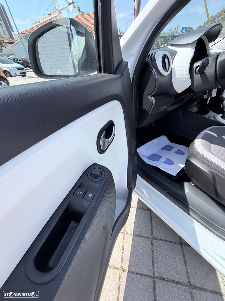 Renault Twingo Z.E. 22 Zen - 21