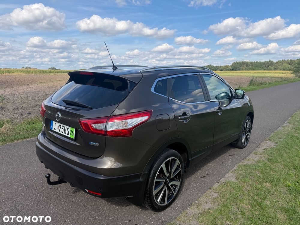 Nissan Qashqai 1.6 DCi Xtronic TEKNA - 8