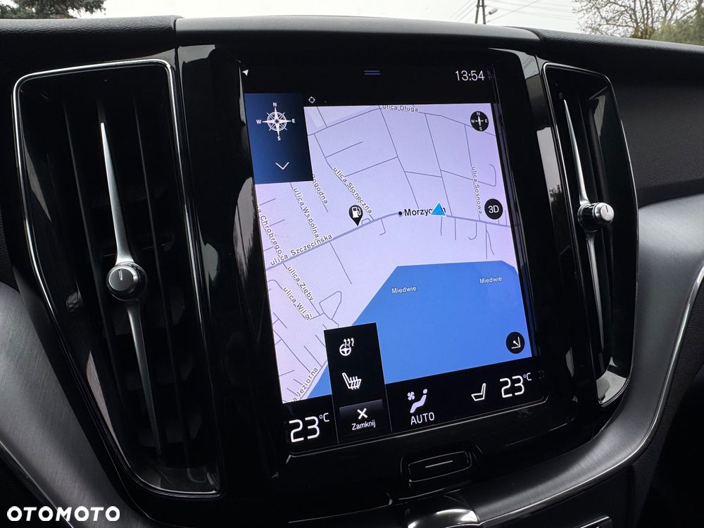 Volvo XC 60 D3 Momentum Pro - 27