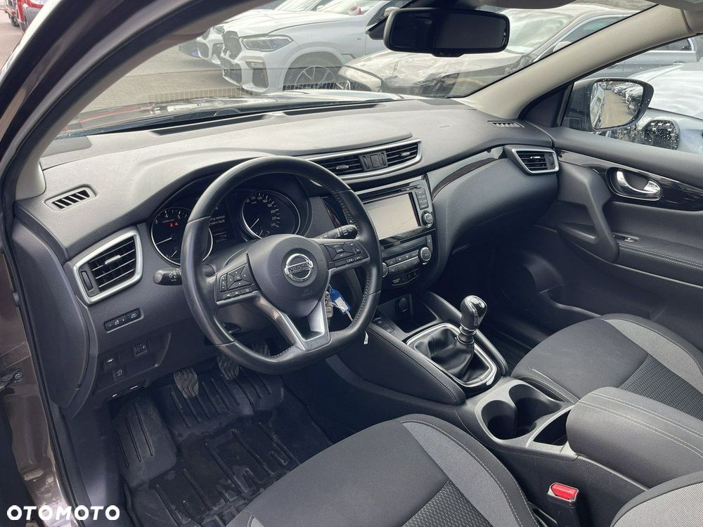 Nissan Qashqai 1.2 DIG-T N-Vision - 6