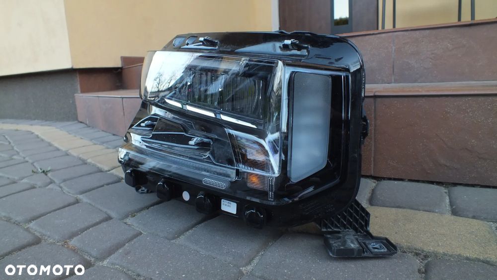 Lampa przednia prawa Citroen C3 Air Cross II - 4