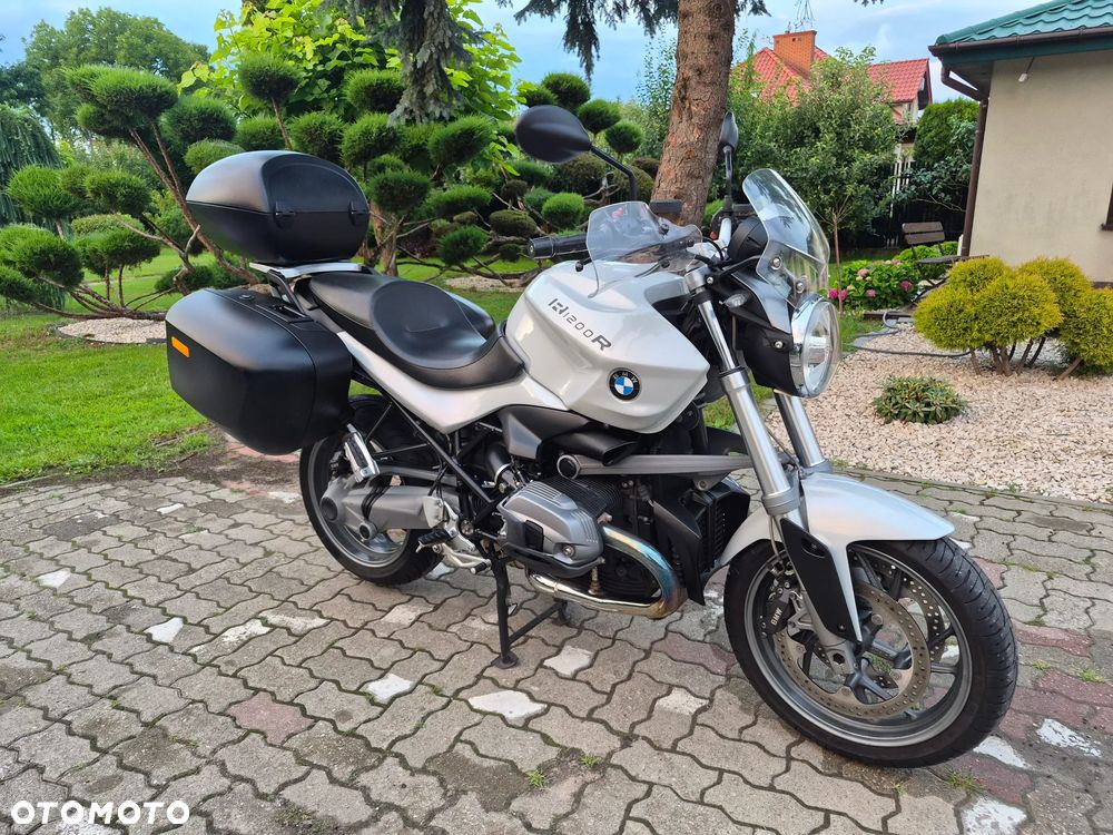 BMW R - 1