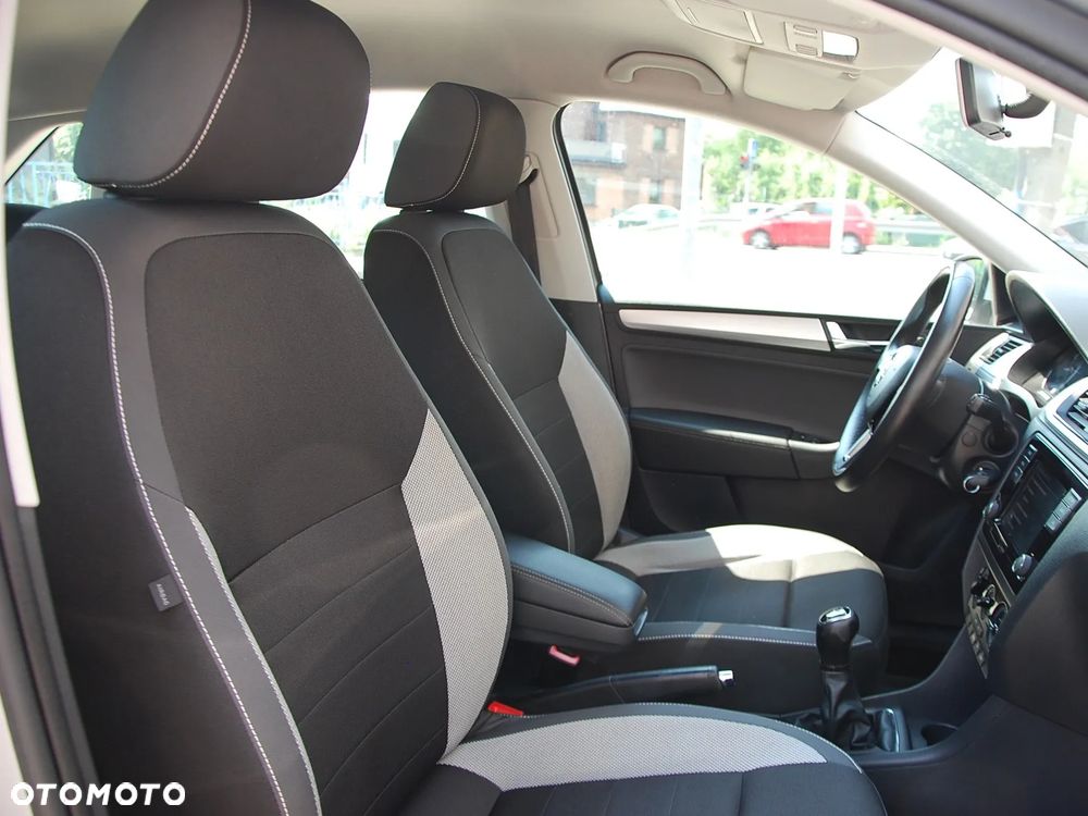 Skoda RAPID 1.0 TSI Ambition - 9