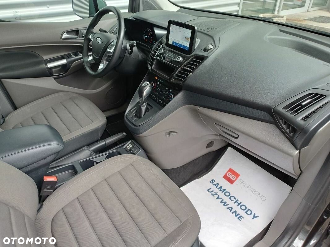 Ford Tourneo Connect - 11