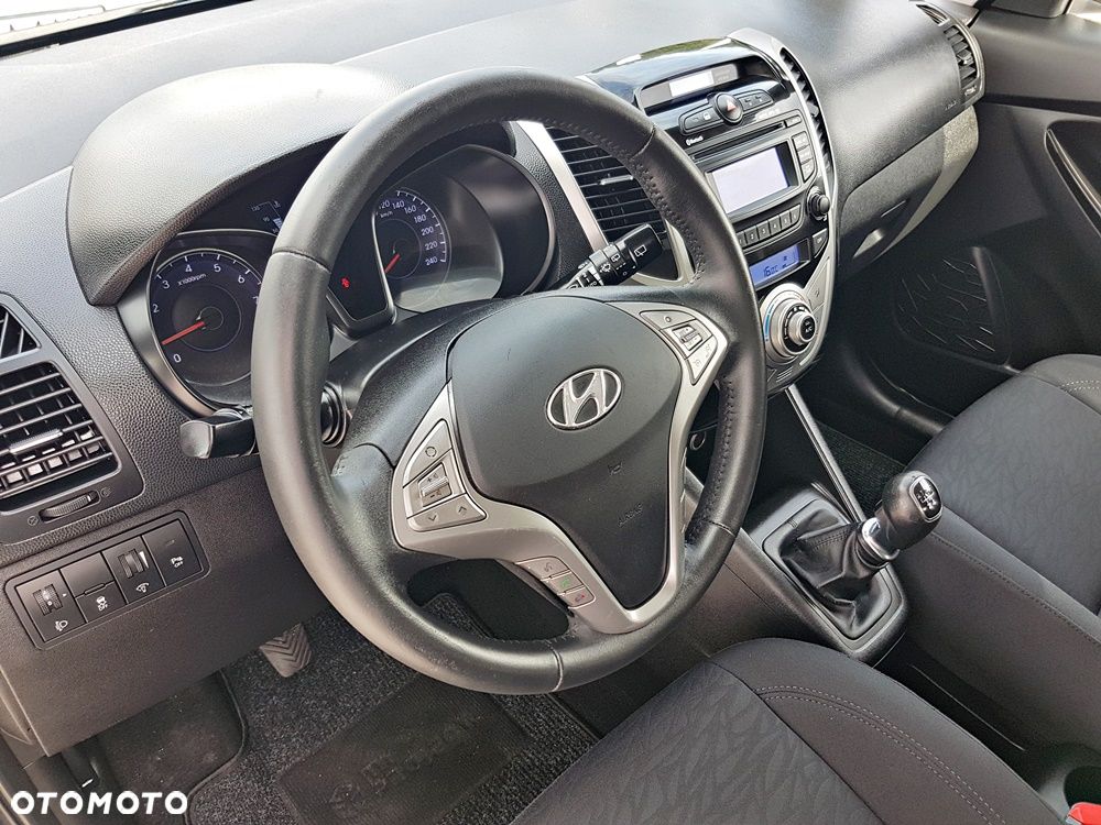 Hyundai ix20 1.4 blue Space+ - 13