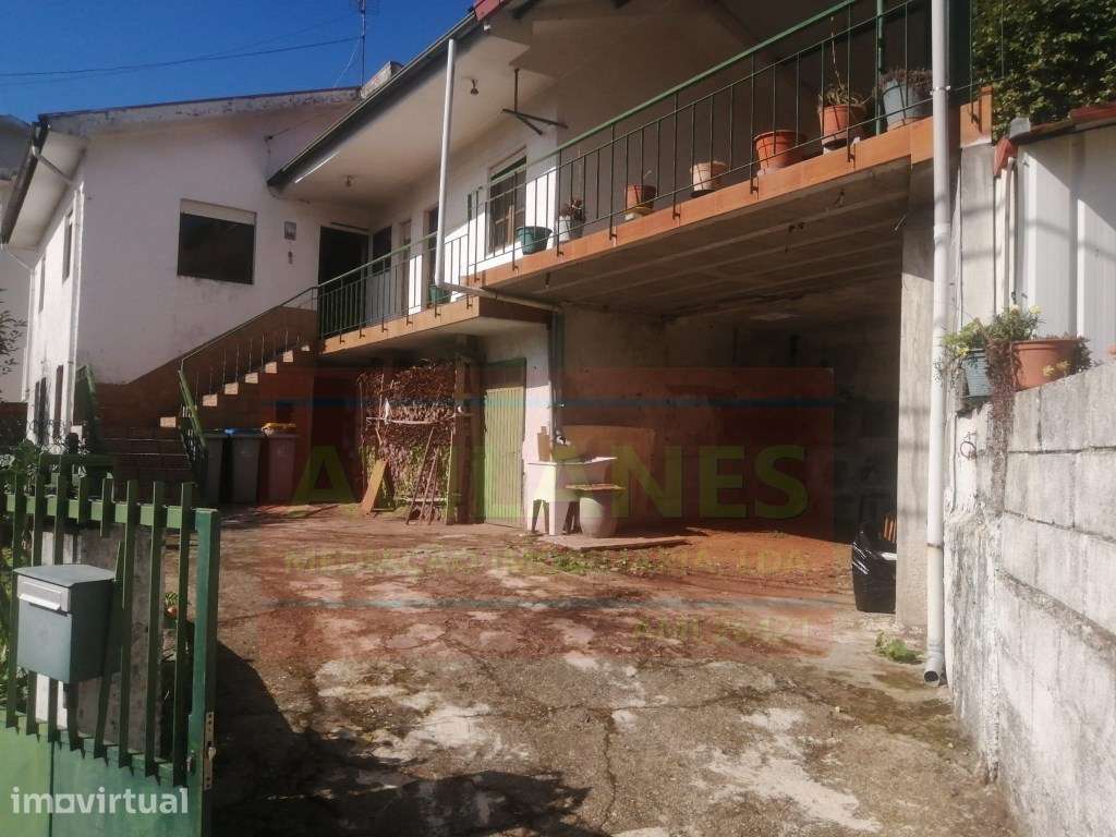 MORADIA P/ RECUPERAR - CALDAS SÃO JORGE - Grande imagem: 3/23